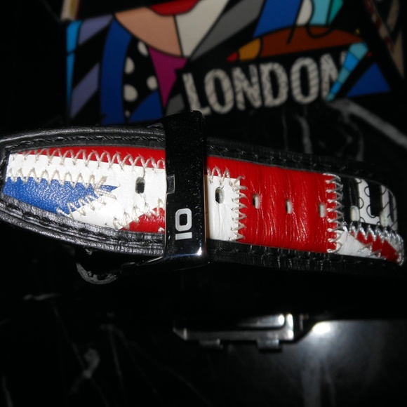 The One Britto Binary Watch Rare Collector Retired HAND SIGNED by Romero Britto - Picture 4 of 8